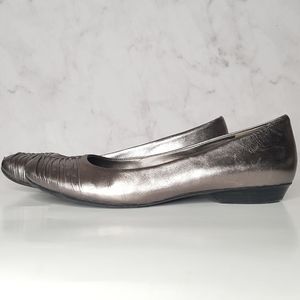 Naturalizer Metallic Flats Pleated Toe Box Shoes 9